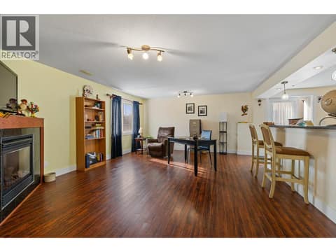 Suite at 479 Glen Pine Court, North Glenmore, Kelowna