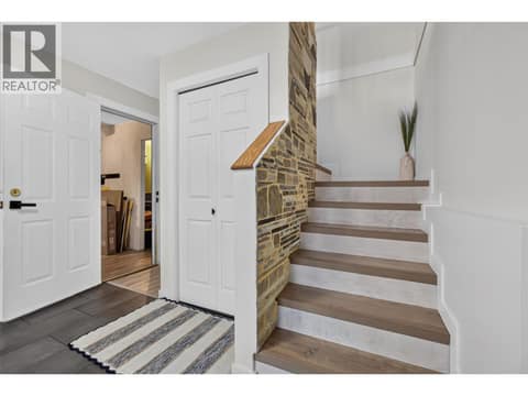 Photo 17 of 2942 McAllister Road, Glenrosa, West Kelowna