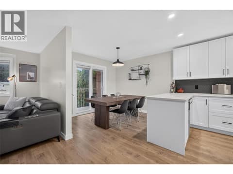 Photo 6 of 2942 McAllister Road, Glenrosa, West Kelowna