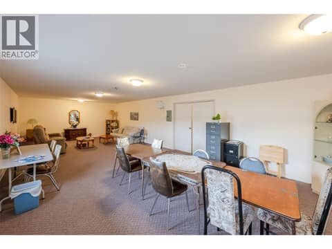 Common area at 650 MCKINNEY Road Unit# 325, Oliver