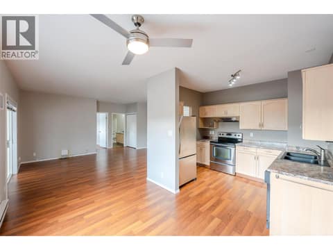 Dining room to kitchen at 650 MCKINNEY Road Unit# 325, Oliver