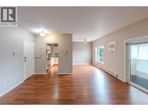 Living room to dining room at 650 MCKINNEY Road Unit# 325, Oliver