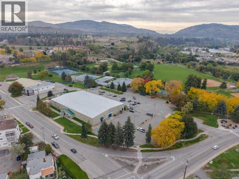 Neighbourhood at 650 MCKINNEY Road Unit# 325, Oliver