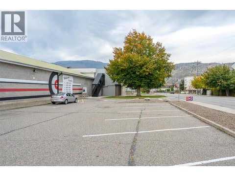 Rink at 650 MCKINNEY Road Unit# 325, Oliver