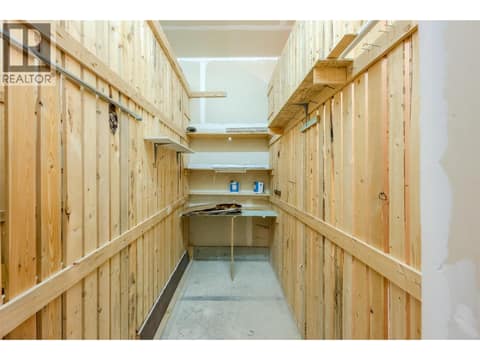 Storage locker at 650 MCKINNEY Road Unit# 325, Oliver