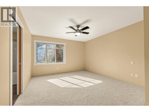 Photo 20 of 922 Paret Crescent, Lower Mission, Kelowna