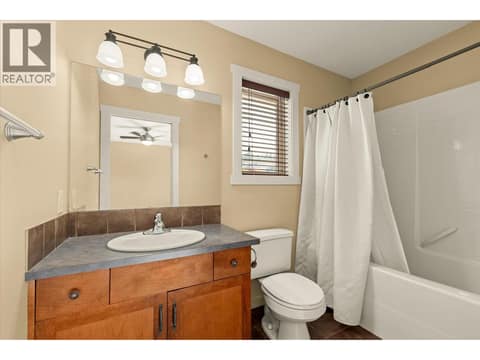 Photo 22 of 922 Paret Crescent, Lower Mission, Kelowna