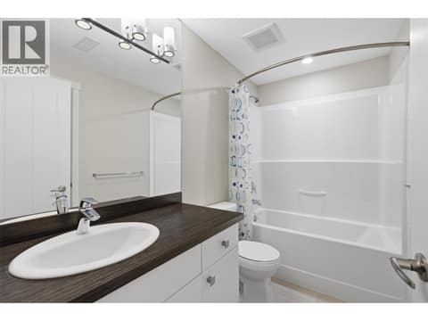 Lower Level 4 Piece Bathroom at 1939 COLDWATER Drive Unit# 106, Juniper Ridge, Kamloops
