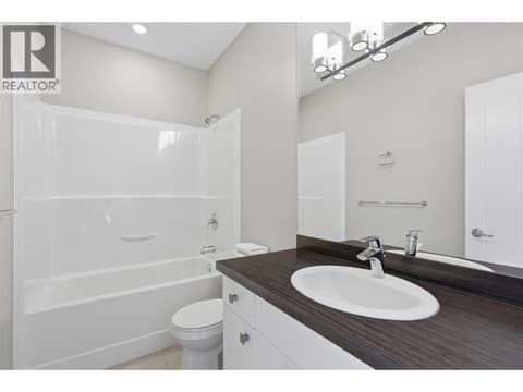 Main Floor - 4 Piece Bathroom at 1939 COLDWATER Drive Unit# 106, Juniper Ridge, Kamloops