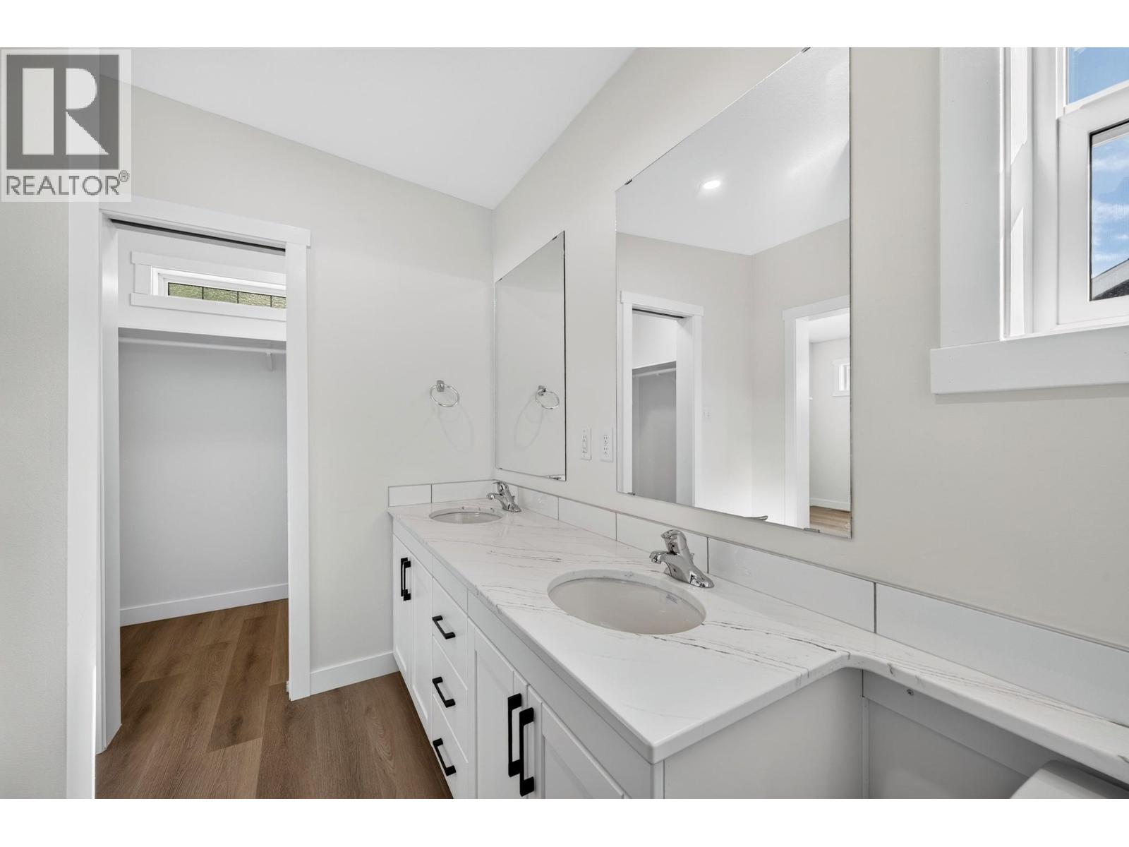 Ensuite at 470 Reflection Lake Road Unit# 46, South Hwy 95, Golden