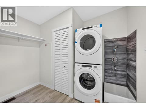 Laundry & Dogwash at 470 Reflection Lake Road Unit# 46, South Hwy 95, Golden