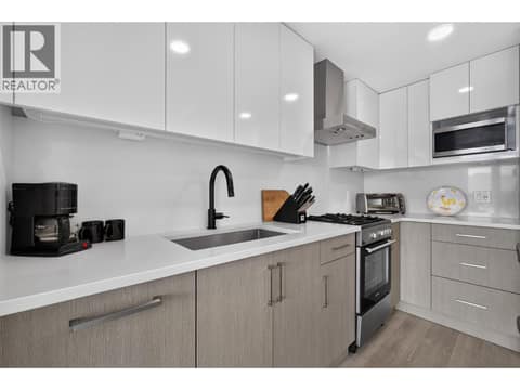 Photo 3 of 1588 Ellis Street Unit# 903, Kelowna North