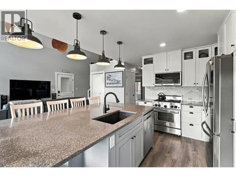 Photo 11 of 6976 Terazona Drive, Fintry, Kelowna