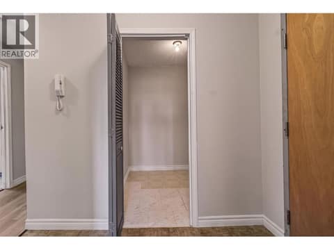 Photo 11 of 150 Skaha Place Unit# 413, Main South, Penticton