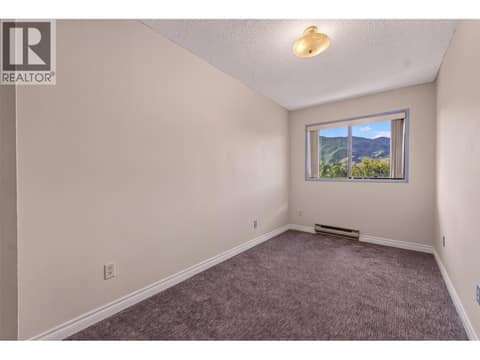 Photo 13 of 150 Skaha Place Unit# 413, Main South, Penticton