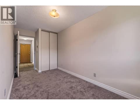 Photo 14 of 150 Skaha Place Unit# 413, Main South, Penticton