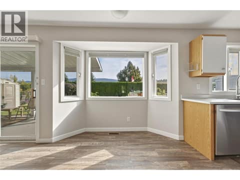 Photo 10 of 317 3rd Street, Swan Lake West, Vernon