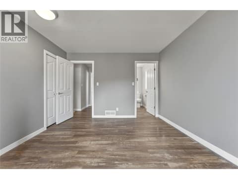 Photo 18 of 317 3rd Street, Swan Lake West, Vernon