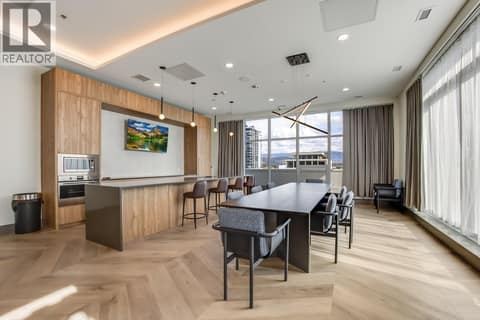 Indoor cooking/entertaining lounge at 1626 Water Street Unit# 1804, Kelowna North