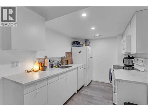 Legal suite kitchen at 705 Stoltz Court, Rutland North, Kelowna