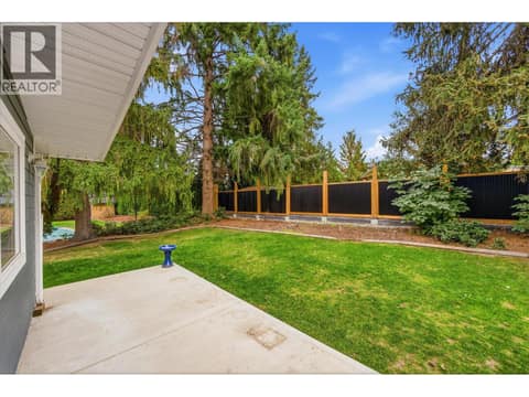Spacious and private backyard at 4583 Bonjou Road, Lower Mission, Kelowna
