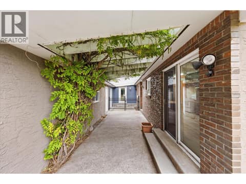 Wisteria breezeway at 4583 Bonjou Road, Lower Mission, Kelowna