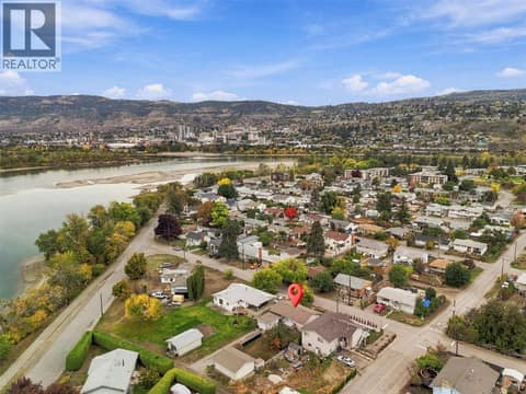 Photo 23 of 211 Fort Avenue, North Kamloops