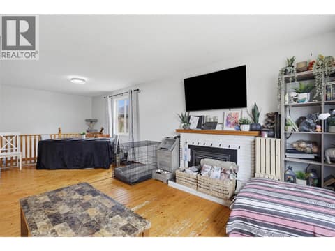 Photo 5 of 211 Fort Avenue, North Kamloops
