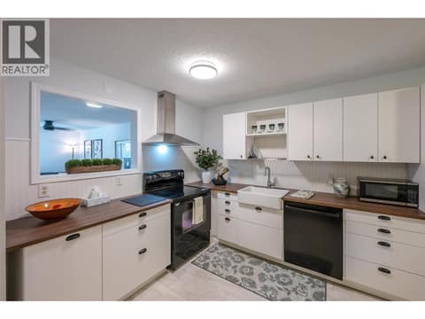 Photo 10 of 529 Co-Op Avenue Unit# 10, Oliver