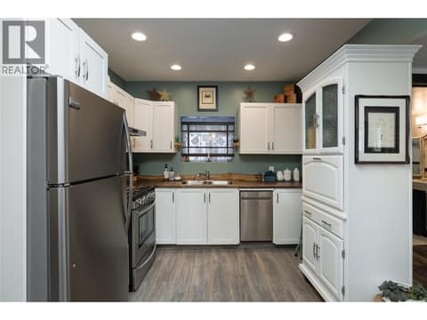 Photo 14 of 2213 33 Street, Mission Hill, Vernon