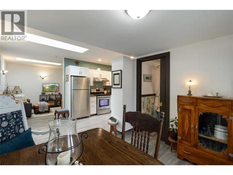 Photo 19 of 2213 33 Street, Mission Hill, Vernon