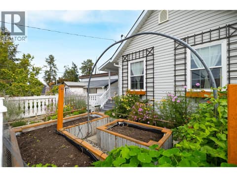 Photo 26 of 2213 33 Street, Mission Hill, Vernon