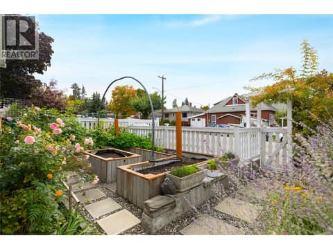 Photo 31 of 2213 33 Street, Mission Hill, Vernon