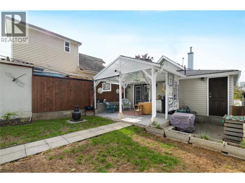 Photo 41 of 2213 33 Street, Mission Hill, Vernon