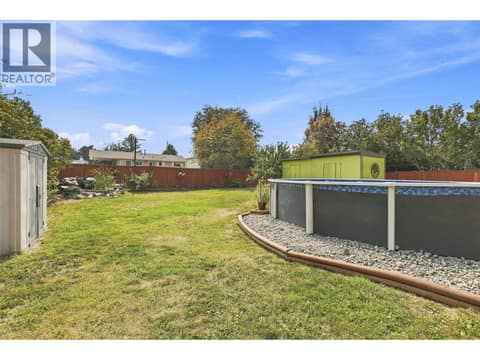 Photo 25 of 1827 PARKCREST Avenue, Brocklehurst, Kamloops