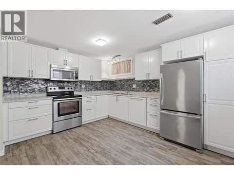 Photo 43 of 1827 PARKCREST Avenue, Brocklehurst, Kamloops