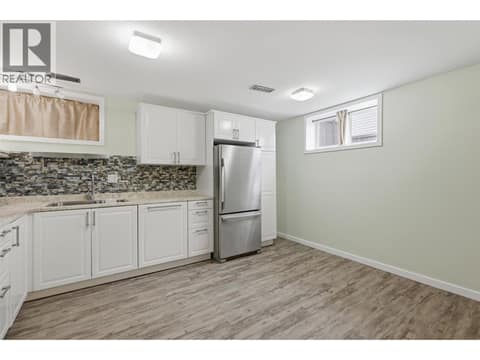 Photo 44 of 1827 PARKCREST Avenue, Brocklehurst, Kamloops
