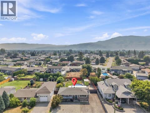 Photo 62 of 1827 PARKCREST Avenue, Brocklehurst, Kamloops