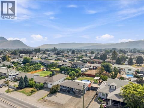 Photo 63 of 1827 PARKCREST Avenue, Brocklehurst, Kamloops