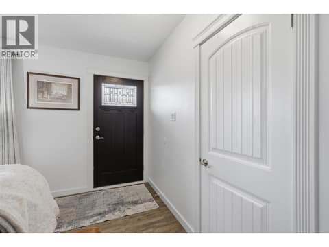 Photo 8 of 1827 PARKCREST Avenue, Brocklehurst, Kamloops