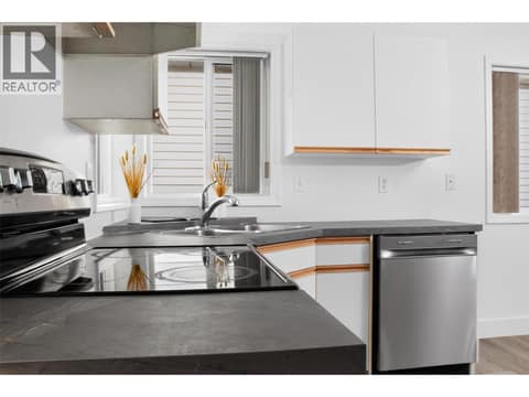 Photo 8 of 478 Malahat Place, Sahali, Kamloops