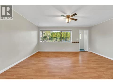 Photo 11 of 692 Vancouver Avenue, Uplands/Redlands, Penticton