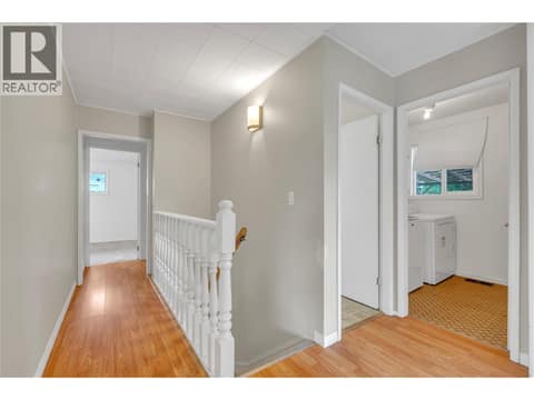 Photo 15 of 692 Vancouver Avenue, Uplands/Redlands, Penticton