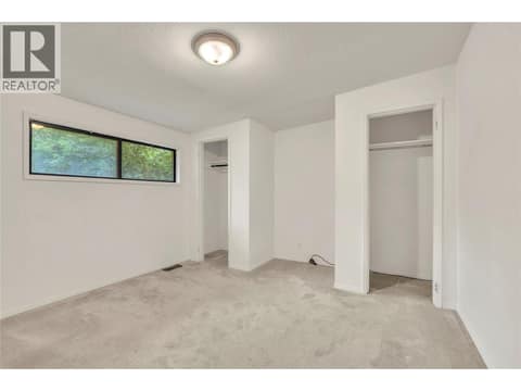 Photo 23 of 692 Vancouver Avenue, Uplands/Redlands, Penticton