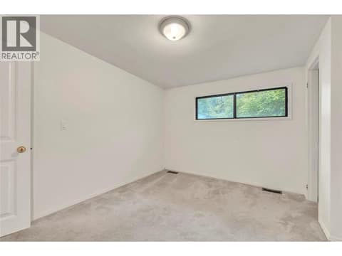 Photo 24 of 692 Vancouver Avenue, Uplands/Redlands, Penticton