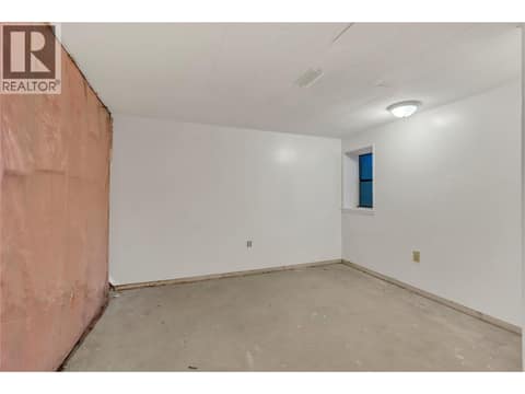 Photo 30 of 692 Vancouver Avenue, Uplands/Redlands, Penticton
