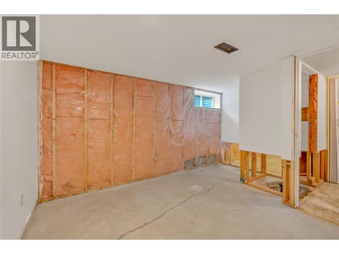 Photo 33 of 692 Vancouver Avenue, Uplands/Redlands, Penticton