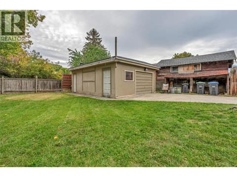 Photo 40 of 692 Vancouver Avenue, Uplands/Redlands, Penticton