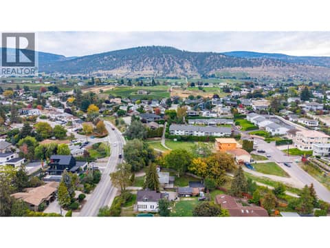 Photo 54 of 692 Vancouver Avenue, Uplands/Redlands, Penticton