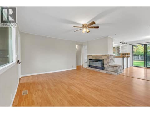 Photo 9 of 692 Vancouver Avenue, Uplands/Redlands, Penticton